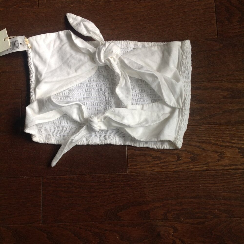 White Aritzia Wilfred Smocked Crop Top
